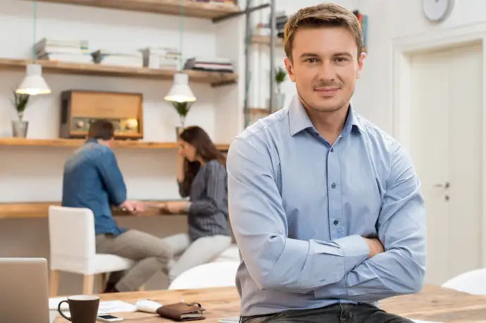 Почему "пожарные" руководители стоят дешевле?