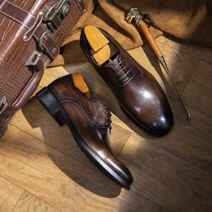 Неправда, что бедные экономят. Экономят богатые, а бедные всегда переплачивают