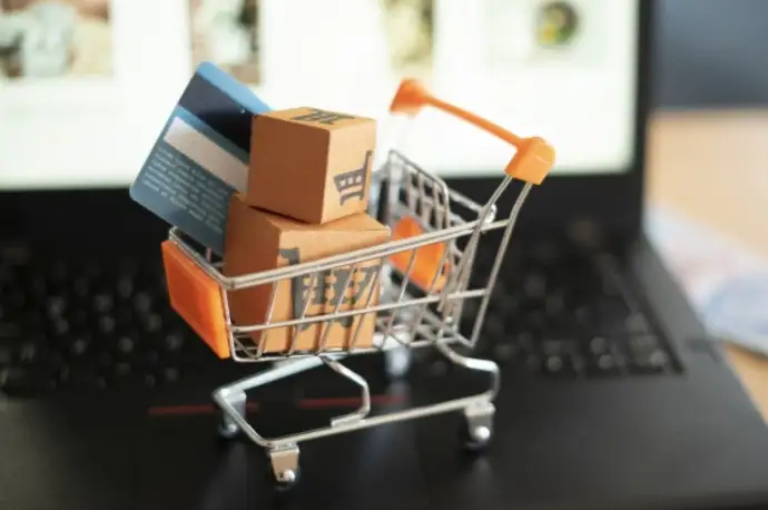 Маркетплейсы 2026: Трейдинг, брендинг и цена внимания в новую эру e-commerce