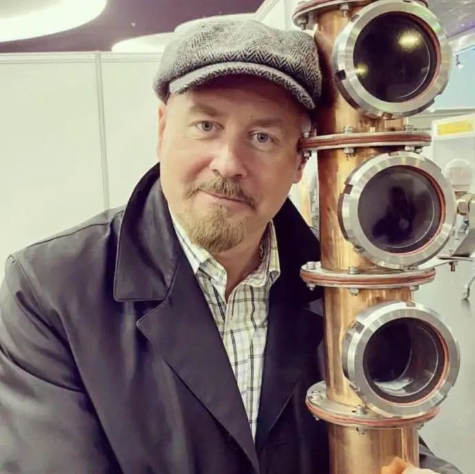 Руслан Брагин рассказывает об особенностях рекламы крепких напитков