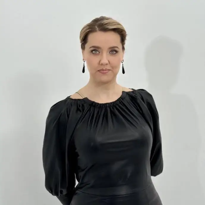 Интервью с Владиславой Соловьёвой: как найти свой голос на сцене и в жизни